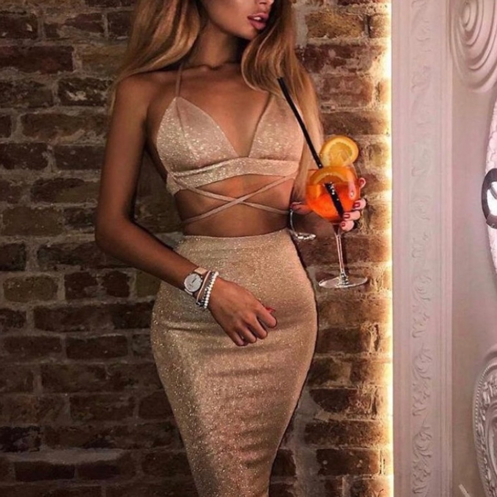 Champagne two piece 🍾